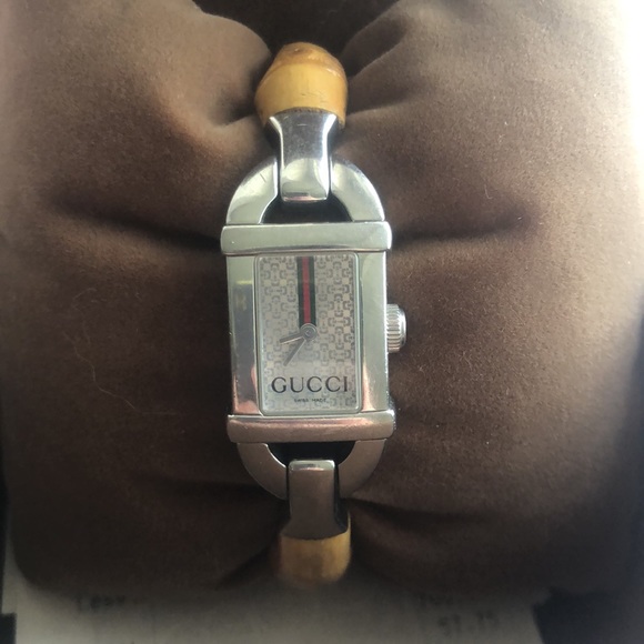 Gucci 6800L Bamboo bangle watch - Picture 3 of 15